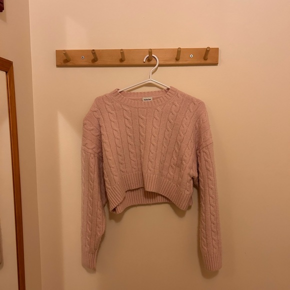 Aritzia blush baby soft cropped sweater - Picture 1 of 2
